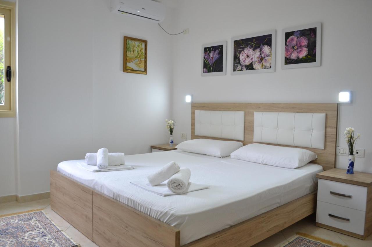 Flowers & Green 2 Bedrooms Apartment & Box Garage Vlore Exterior photo