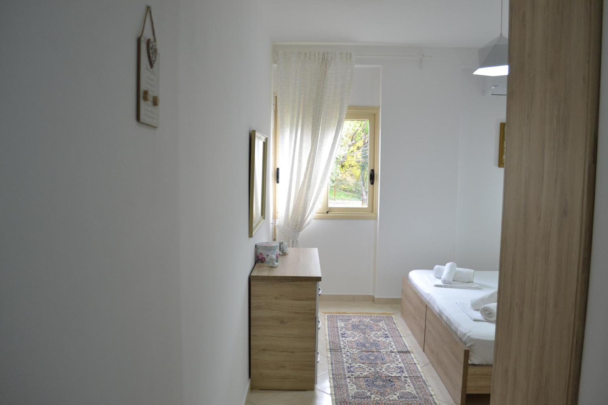 Flowers & Green 2 Bedrooms Apartment & Box Garage Vlore Exterior photo